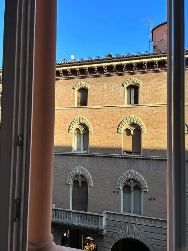 Suite in the Center of Bologna - image 16