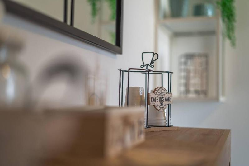 Suite in the Center of Bologna by Synergy Up to 4 Guests - image 6