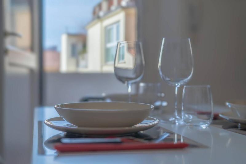 Suite in the Center of Bologna by Synergy Up to 4 Guests - image 10