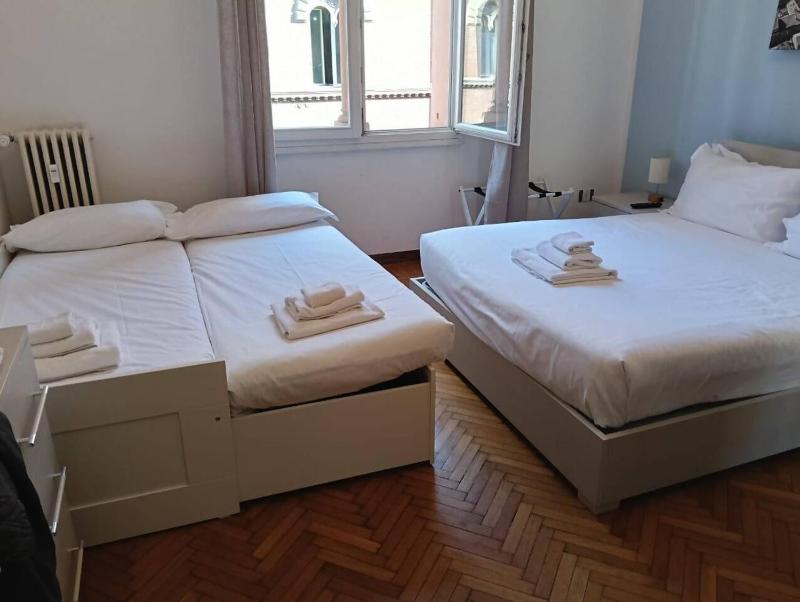 Suite in the Center of Bologna - image 14