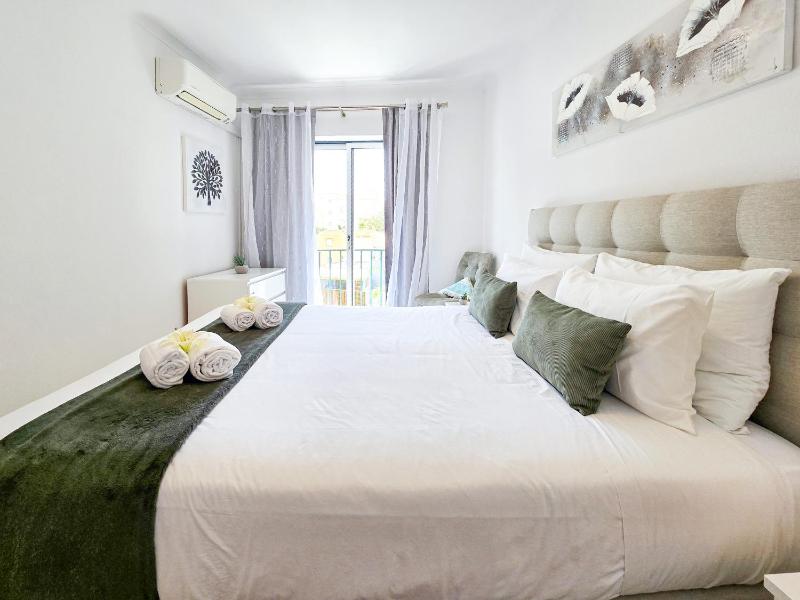 Apartment Praia Rocha Justar - image 16