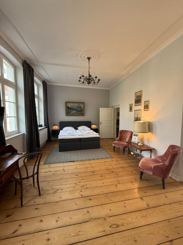 Fürstenhof Belle Etage Altstadt- Parkplatz im Innenhof - image 19