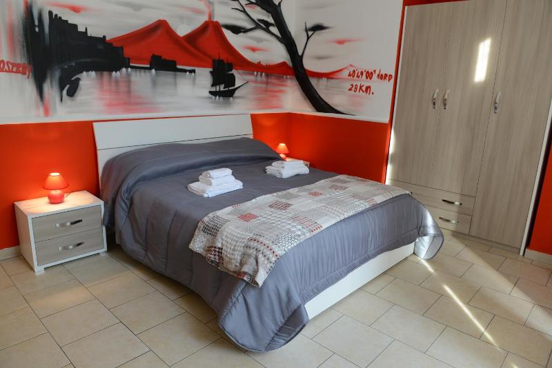 Standard Quadruple Room image 4