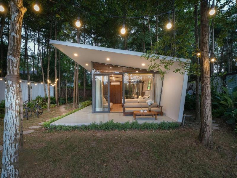 Lake View Villa Flamingo Dai Lai by Resident - image 1