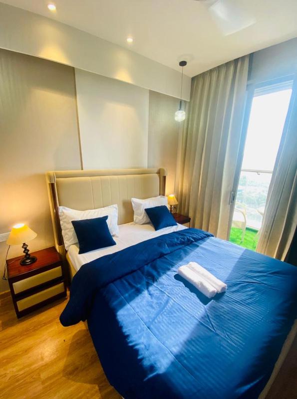 M3M Pool Mini Luxury Retreat Aravalli view - image 7