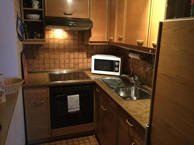 One-Bedroom Apartment image 4