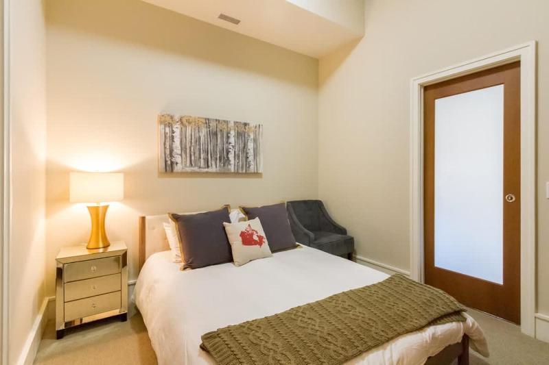 07 Fitzsimmons Walk - image 45