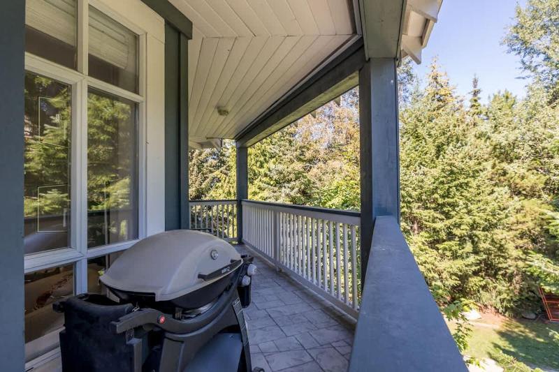 Panoramic Views from this gorgeous 2 Bed Property - Village Location - image 21