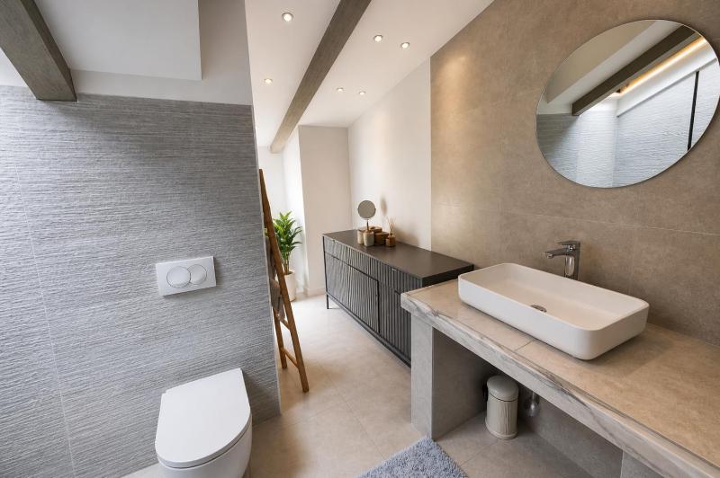 Luxury Apartment Regina - image 11