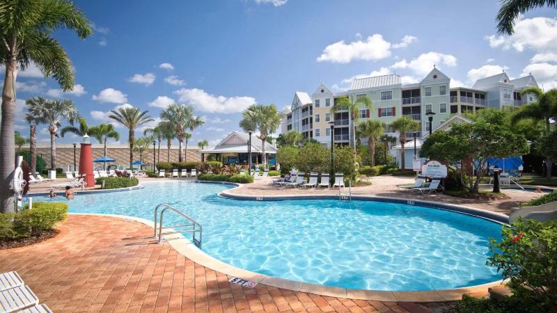 Calypso Cay - 1BR King Bed Suite w Resort Access - image 26