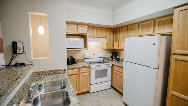 Calypso Cay - 1BR King Bed Suite w Resort Access - image 44