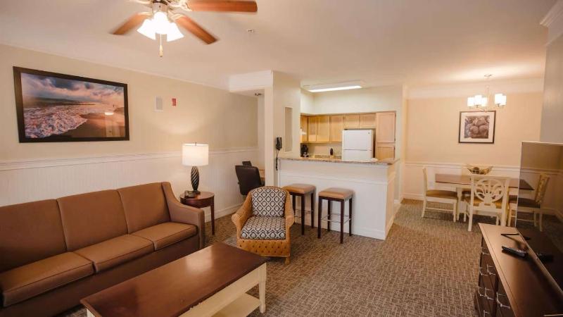 Calypso Cay - 3BR King Bed Suite w Resort Access - image 32