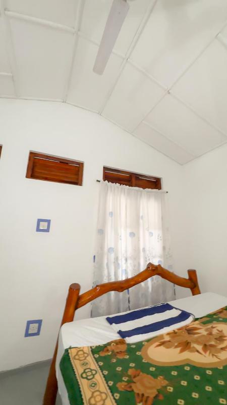 Ishara Cabana Beach Front - image 8