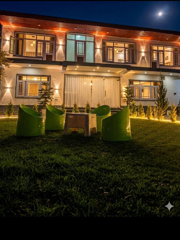 The Meer Mansion - image 16