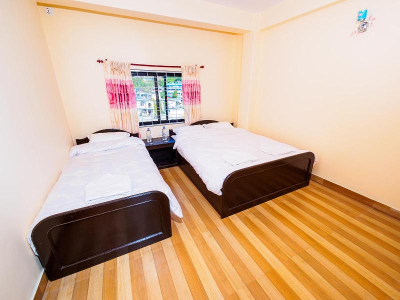 Hotel Sunflower - image 10