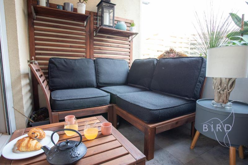 Duplex contemporain en bord de mer AC parking - image 9