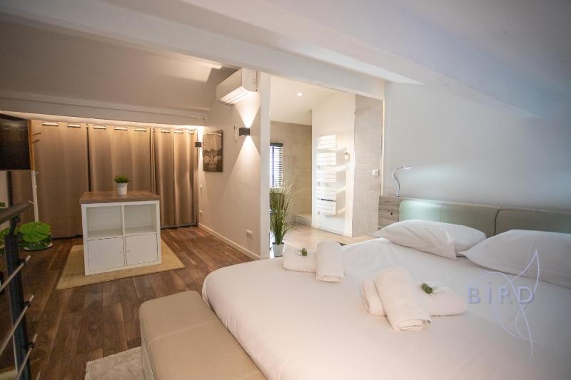Duplex contemporain en bord de mer AC parking - image 33
