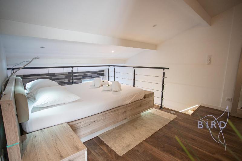 Duplex contemporain en bord de mer AC parking - image 15