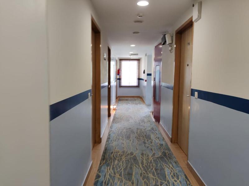 FlxHo Corporate Stays - Udyog Vihar - image 8