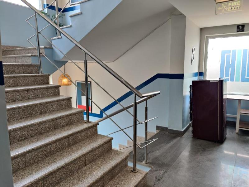 FlxHo Corporate Stays - Udyog Vihar - image 17