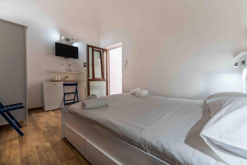 Cefalù Center Apartments - image 5