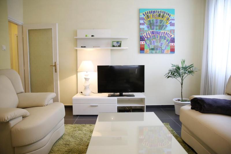 Apartment Zubčić - image 12