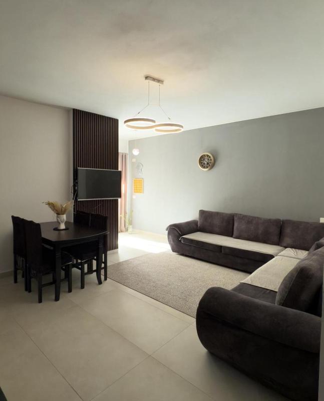 Area Apartment - image 14