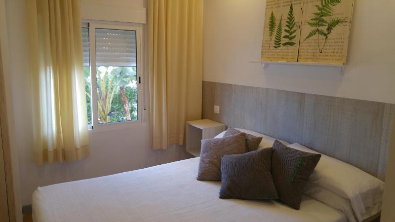 Single Room image 4