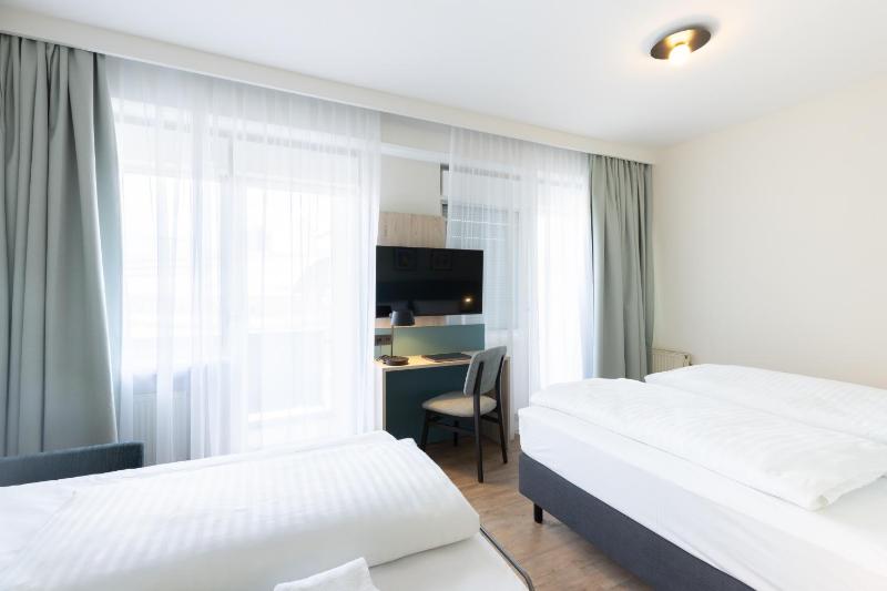 Hotel Continental Frankfurt - image 15