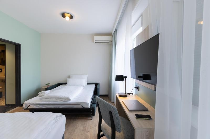 Hotel Continental Frankfurt - image 10