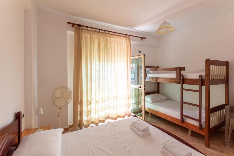 Cozy Apartment - Lungomare Vlora - image 3