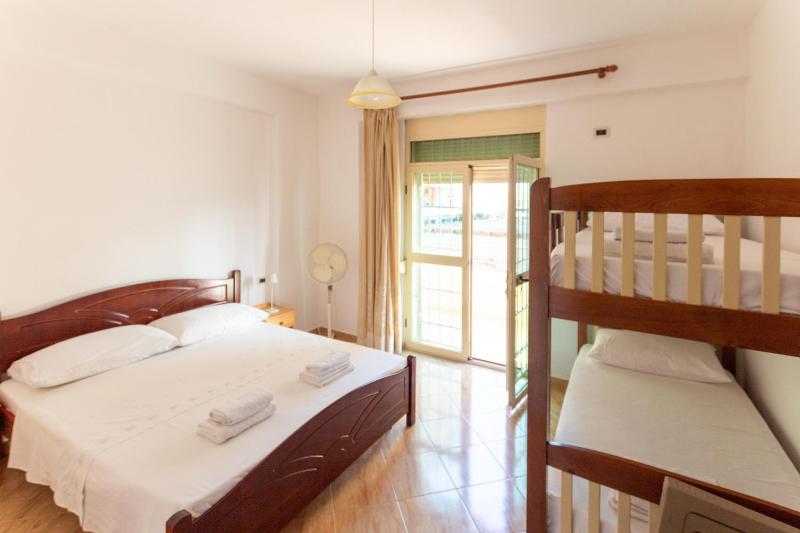 Cozy Apartment - Lungomare Vlora - image 6