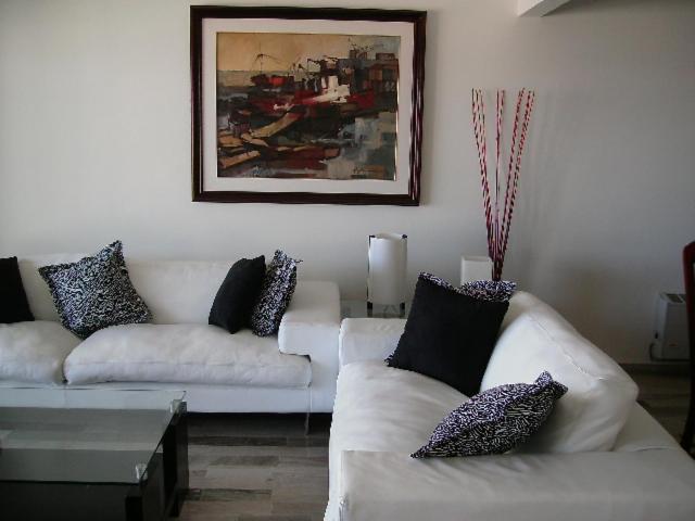 Parquemar Center Apartment - image 6