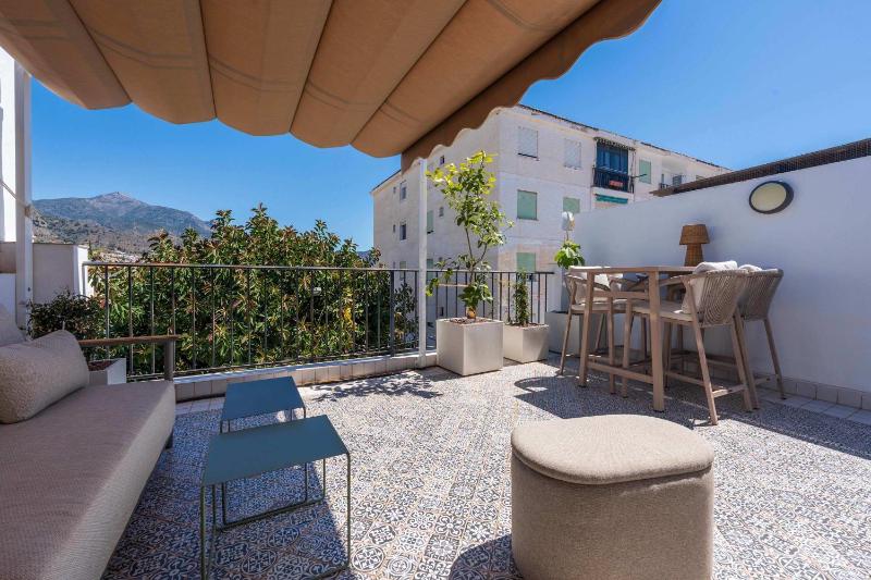 Calle Chile Townhouse - image 20