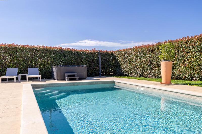 Villa Vanesa with Private Pool nearby Porec - image 33