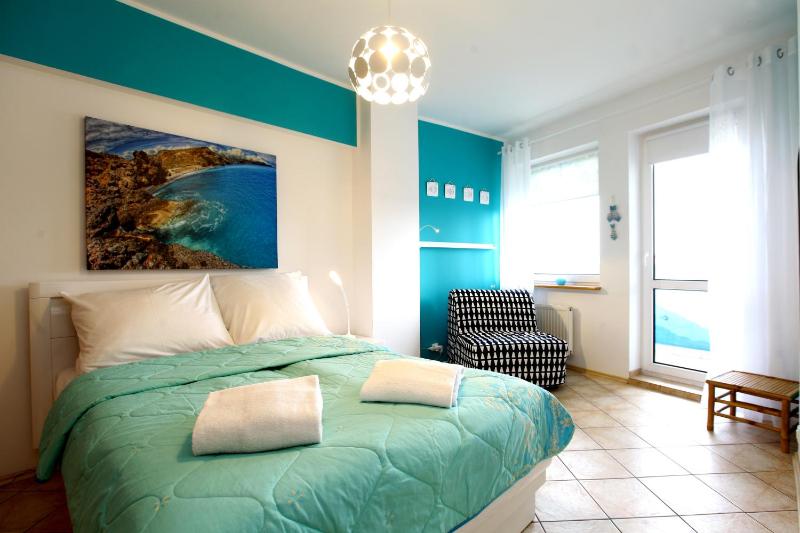 Apartamenty Chrobry z parkingiem w cenie - visitopl - image 24