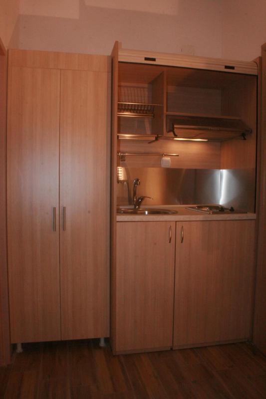 Deluxe Studio (3 Adults) image 3