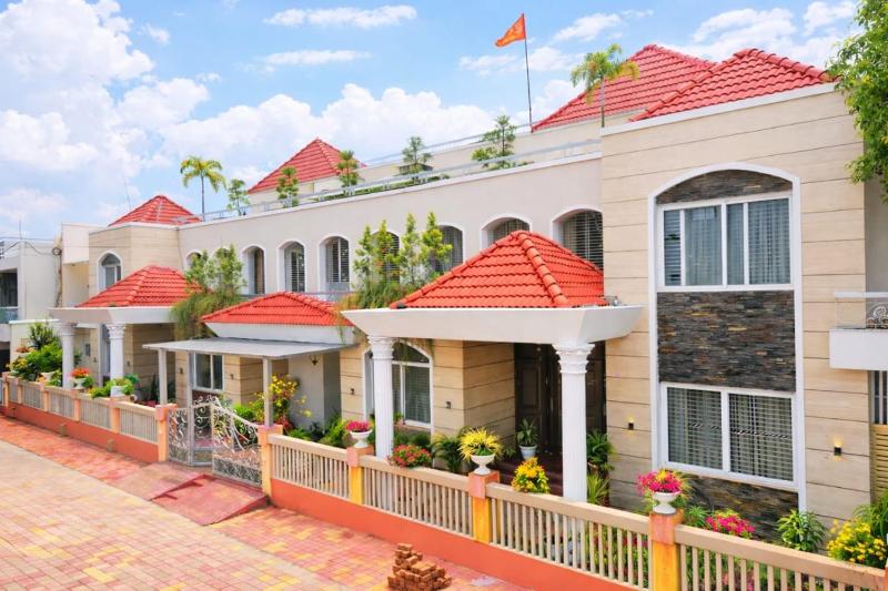 hotel barsana palace - image 5