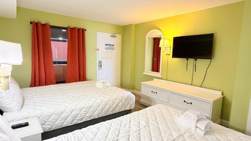 Direct Oceanfront 1BR 3rd Floor Retreat - image 11