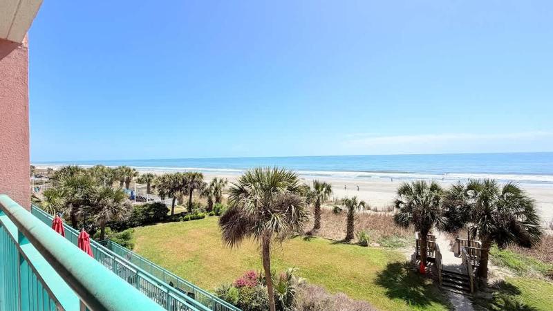 Direct Oceanfront 1BR 3rd Floor Retreat - image 6