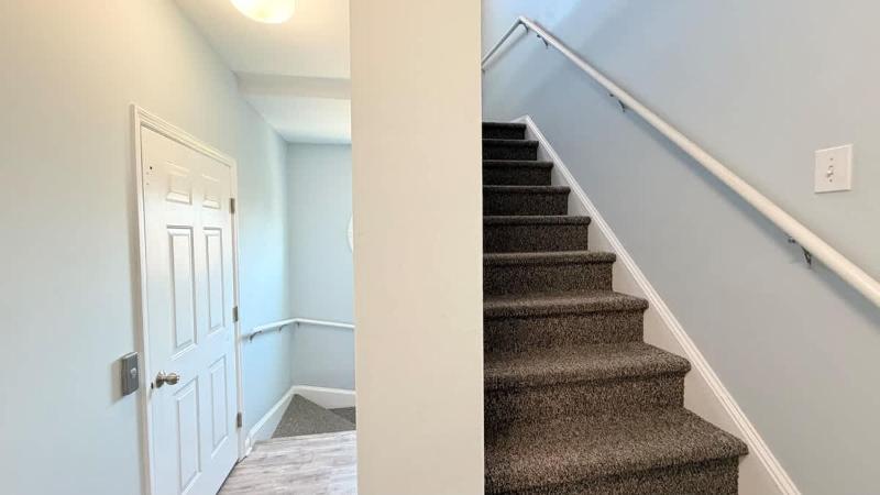 Spacious 7 bedrooms duplex walk to the beach pool - image 28