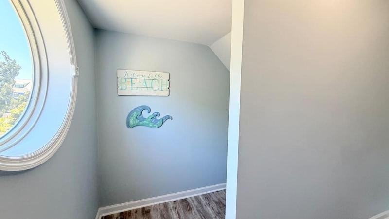 Spacious 7 bedrooms duplex walk to the beach pool - image 11