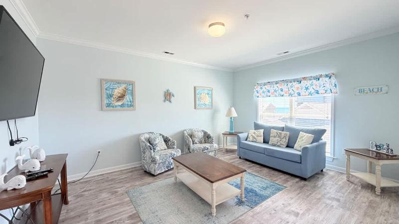 Beautiful 7BR Beach House Pool Walk to Beach - image 39