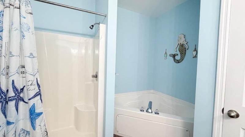 Beautiful 7BR Beach House Pool Walk to Beach - image 23