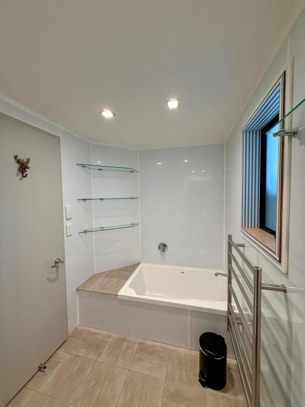 Remarkable Vistas - The Lodges Lakeview - image 11