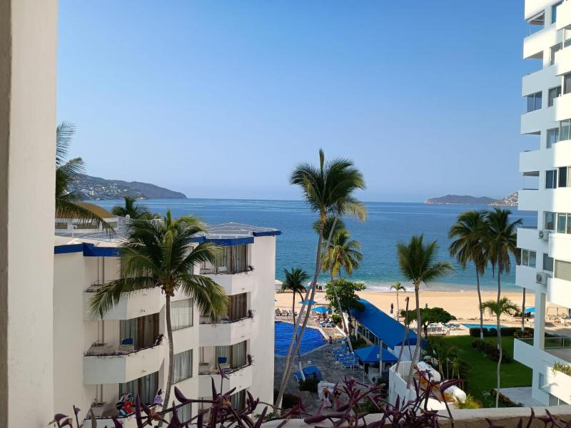 Hotel Acapulco Malibu - image 16
