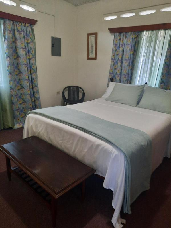 Eileens Place - image 14