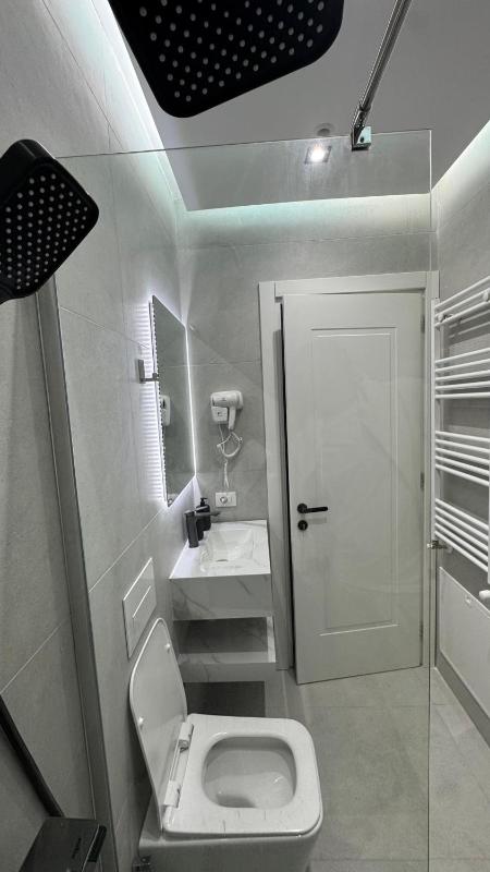 Radovani Luxury Apartment - image 12