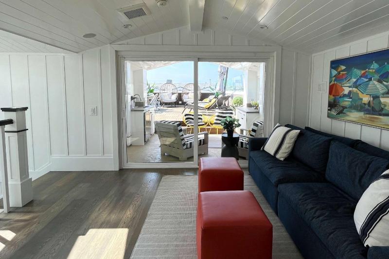 Coastal Luxury Retreat with Stunning Rooftop Deck townhouse - image 39