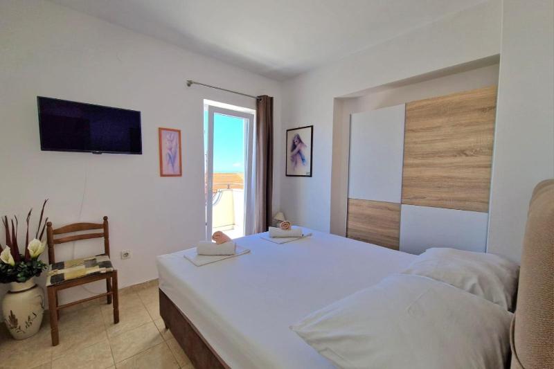 Apartments by the sea Novalja Pag - 13033 - image 21